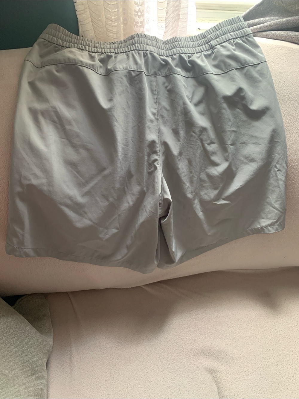 GAP Men's Athletic Shorts — Light gray - Picture 2 of 4
